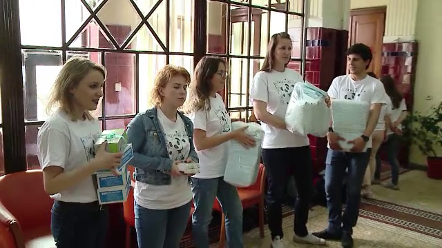 Campania pornita de tinere din Germania si Israel, dupa ce au facut practica in Romania si au vazut situatia din spitale