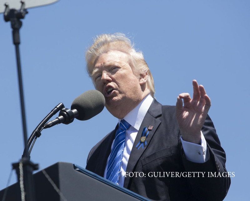 Limita de 4 minute la discursurile de la summitul NATO, ca sa nu se plictiseasca Trump. "Parca avem de-a face cu un copil"