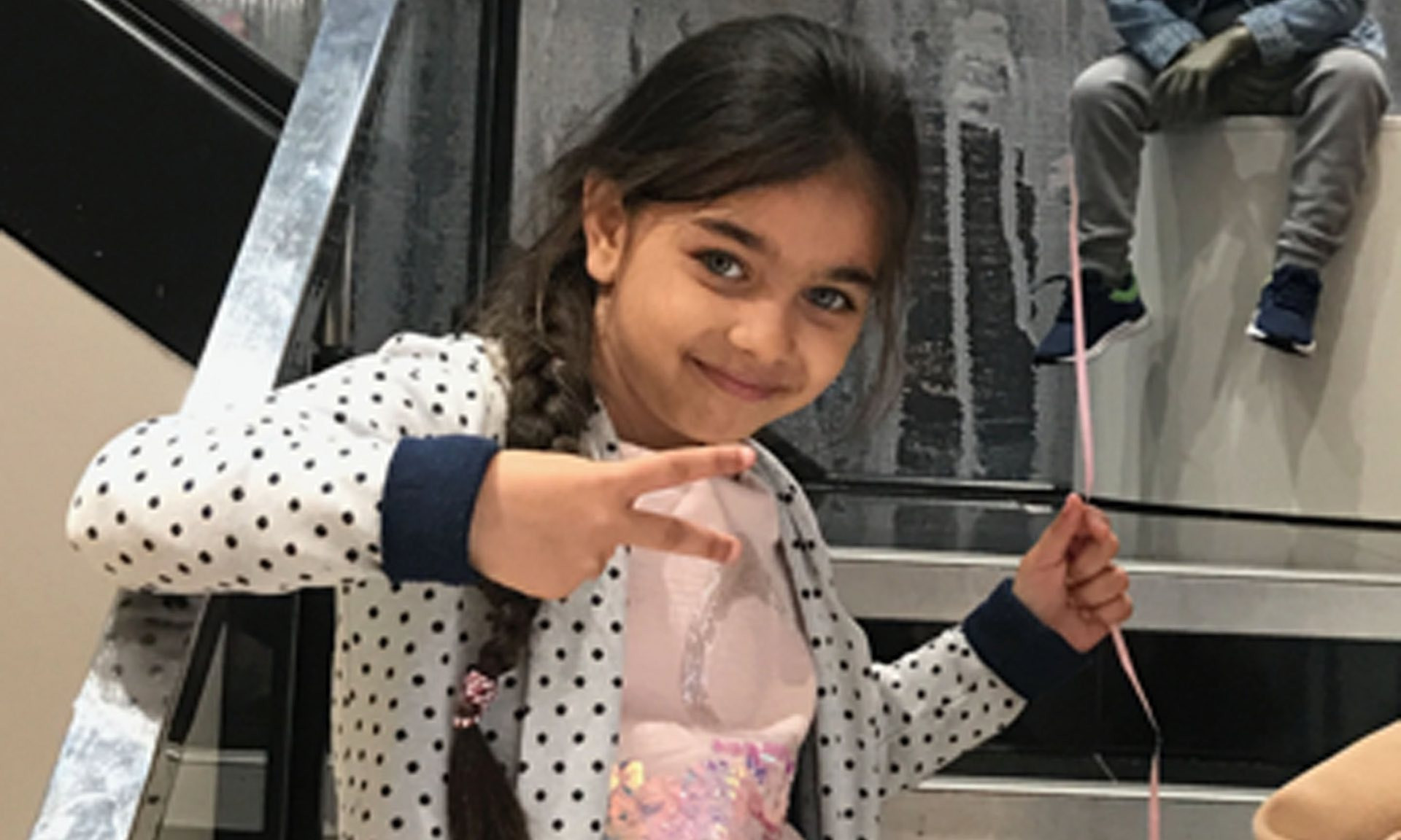 Un hot britanic a furat o masina in care se afla o fetita romanca de 6 ani. Ce s-a intamplat apoi cu copila