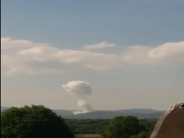 Explozie intr-o fabrica de praf de pusca din Polonia. Doi oameni au murit, alte 15 persoane au fost grav ranite. VIDEO