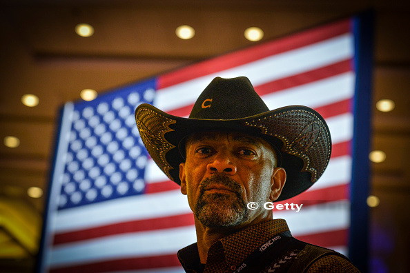 Donald Trump a numit in guvern un serif de culoare, foarte controversat