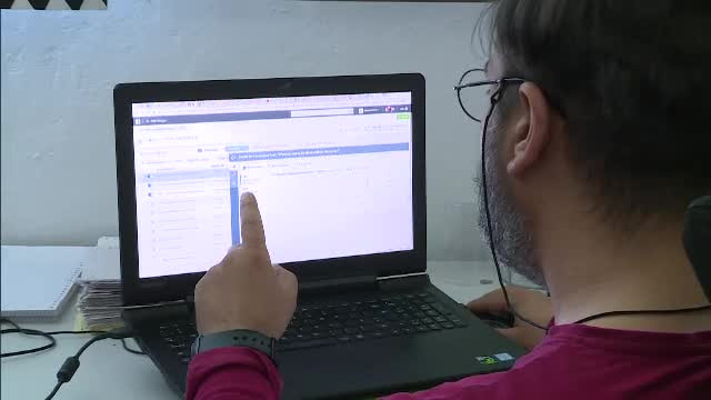 Peste 10.000 de afaceri romanesti se bazeaza pe reteaua de promovare a Facebook-ului: "Trebuie sa te imprietenesti cu ei"