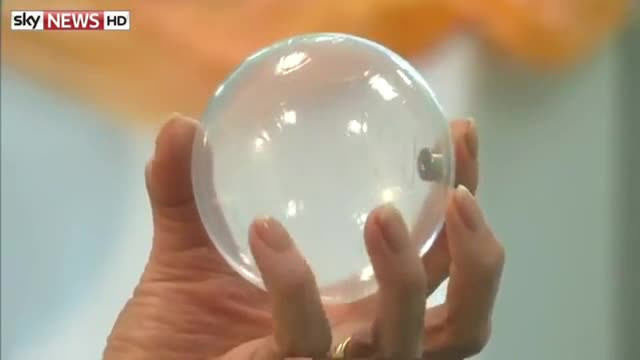 Autoritatile britanice vor sa distribuie gratuit pastile de slabit populatiei. Cum functioneaza capsula ce se umfla in stomac