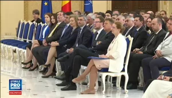 Klaus Iohannis, ingrijorat de situatia din Educatie. Unul din 15 tineri studenti romani invata in afara granitelor