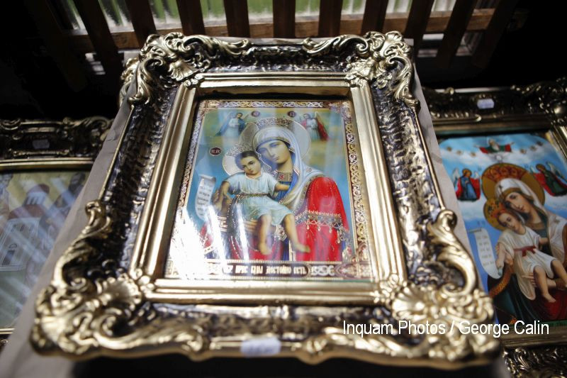 Sfintii Constantin si Elena, sarbatoriti astazi. Peste 1.700.000 de romani isi serbeaza onomastica