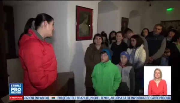 Noaptea Muzeelor. Oamenii au asteptat vampirii la Castelul Bran