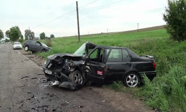Accidente grave petrecute in Botosani si Suceava, soldate cu trei, respectiv noua raniti. Unul dintre soferi consumase alcool