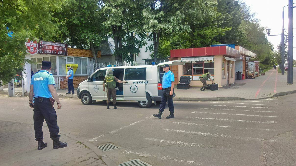 Panica in zona Spitalului Judetean Vaslui, dupa descoperirea unei genti abandonate. Ce au gasit specialistii SRI in ea