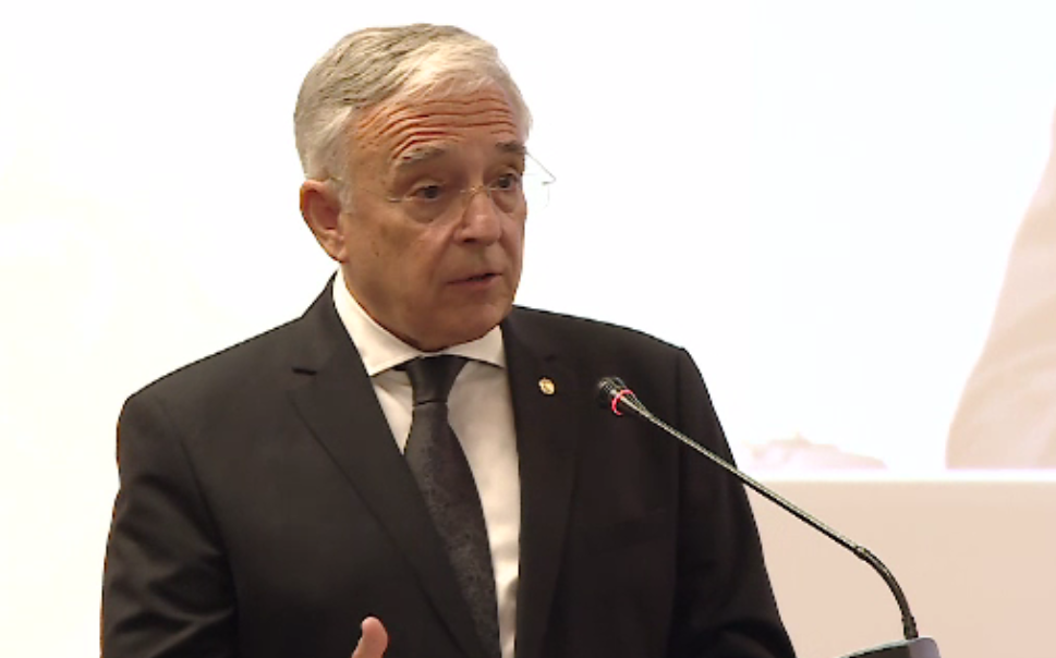 Isarescu: "În iulie, avem scădere de prețuri și inflație negativă". BNR menține dobânda cheie la 2,5% pe an