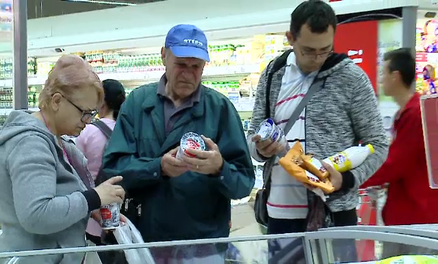 Motivul "romanesc" pentru care autoritatile vor sa amane legea risipei alimentare care a intrat deja in vigoare