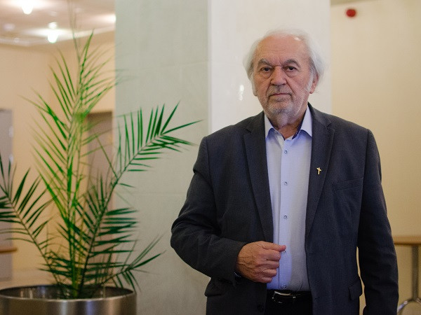 Utilizarea traditionala a plantelor medicinale, in pericol? Cum vrea UE sa reglementeze piata produselor naturiste