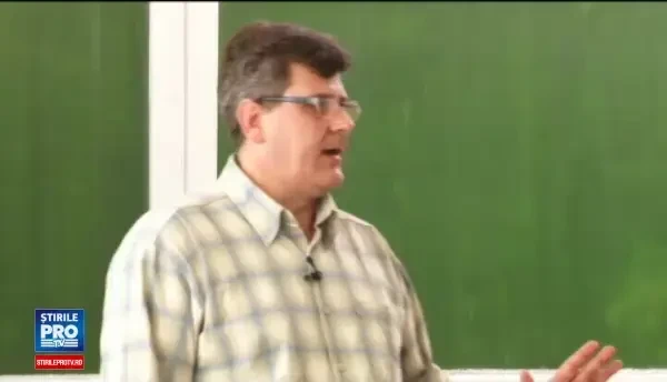 Elvetienii ii invata pe profesorii si elevii romani eficienta la cursuri. Cum decurge o ora dupa modelul elvetian