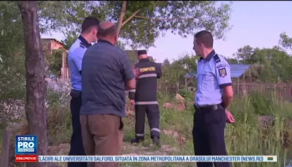 Descoperire macabra in judetul Dambovita. Ce au observat doi localnici ca se afla in apele iazului din zona
