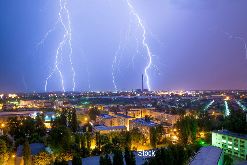 Informare meteo de ploi in toata tara, valabila pana sambata seara. Cum va fi vremea duminica, in Capitala