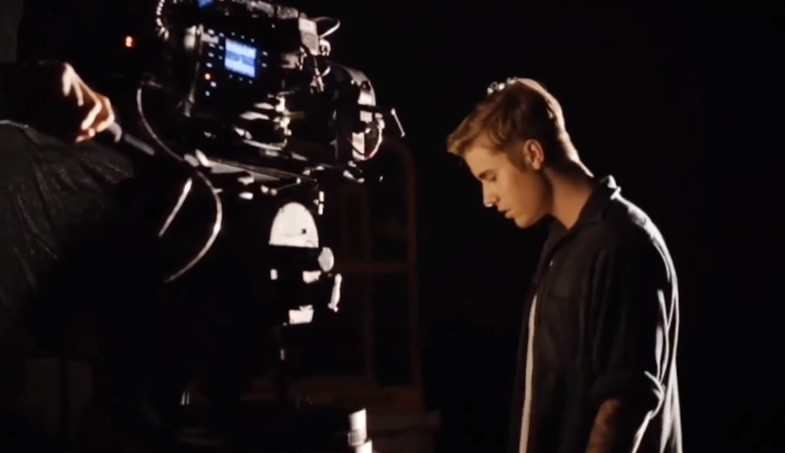 Justin Bieber s-a facut de ras in timpul unui concert. A uitat versurile celei mai ascultate piese in acest moment: Despacito