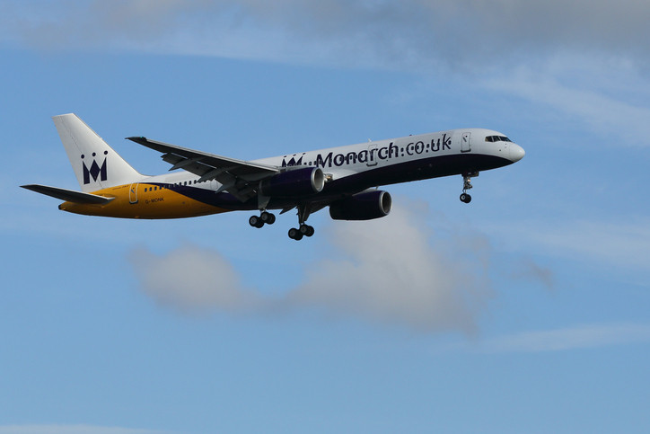 Un britanic a fost condamnat la aproape 10 ani de inchisoare pentru ca a facut focul in avion. Cine a stins incendiul