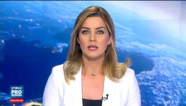 Tavan prabusit la Scoala 141 din Rahova. Nu s-au inregistrat victime pentru ca elevii nu erau la cursuri