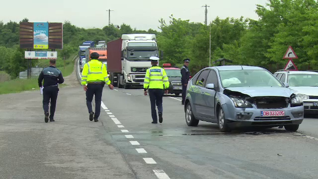 O femeie din Dambovita a ajuns la spital, dupa ce masina sa a fost lovita pe DN72 de alta care nu i-a acordat prioritate