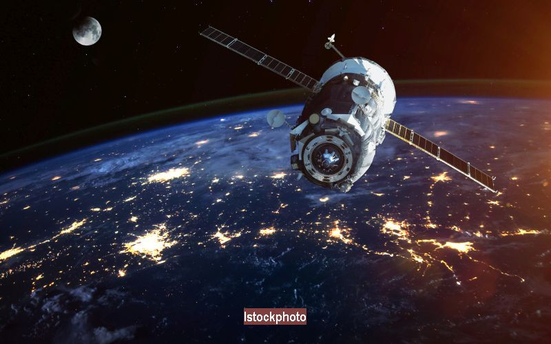 Timp de 12 ani, NASA a crezut că a pierdut un satelit. Un astronom amator l-a găsit acum