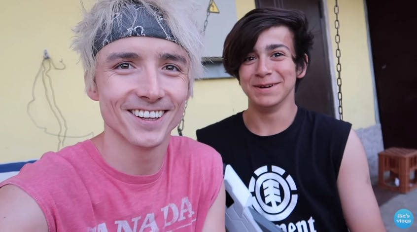 Vlogurile din Romania, o lume de milioane de euro: "Consider ca dupa 100.000 de like-uri deja vin brandurile"