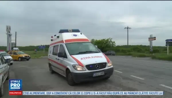 O femeie din Dambovita a ajuns la spital, dupa ce masina sa a fost lovita pe DN72 de alta care nu i-a acordat prioritate