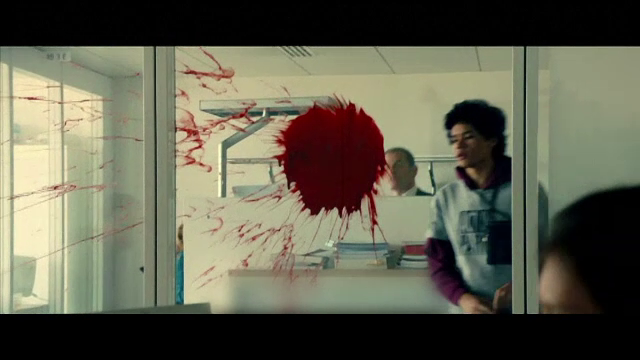 Cannes 2017. Regizorul filmului The Square, care a castigat marele premiu, a facut show pe scena: "tipat al fericirii"