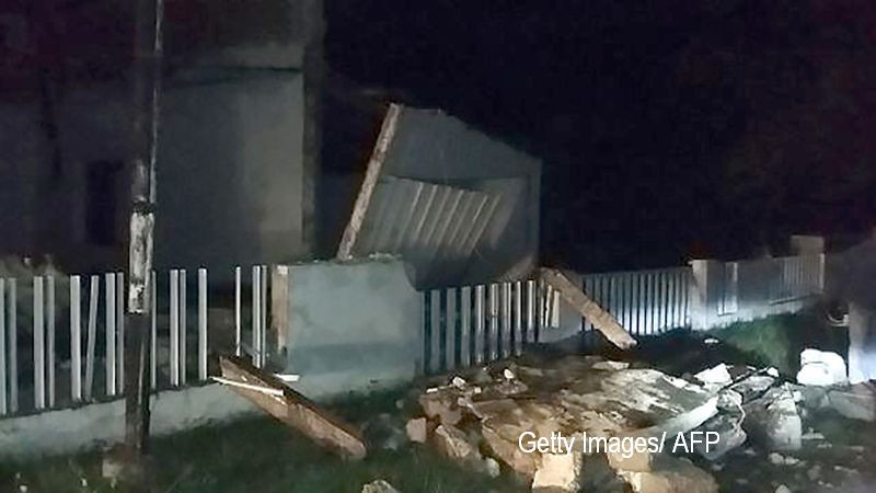 Un cutremur de mica adancime, cu magnitudinea de 6,8 pe scara Richter, a zguduit Indonezia. FOTO