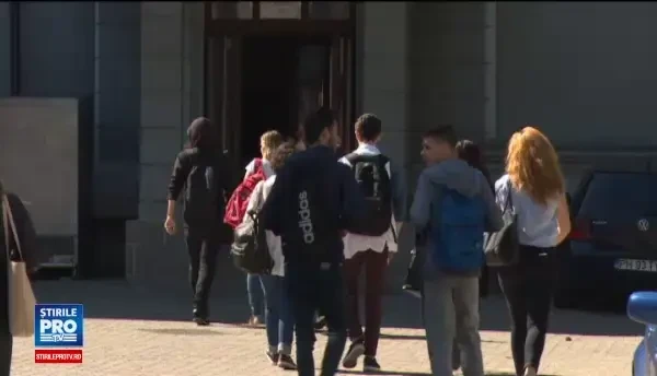 A inceput examenul de Bacalaureat pentru sportivii si olimpicii din loturile nationale: A fost mai usor decat ma asteptam