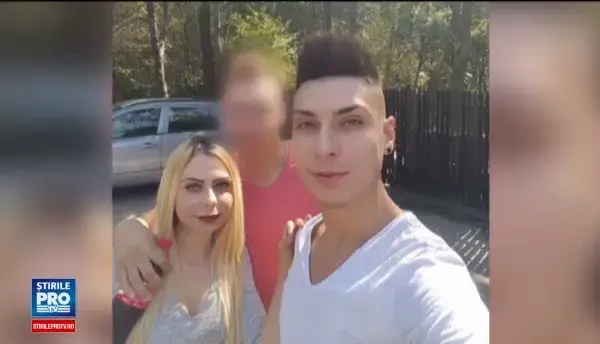 Doi frati de 23 si 24 de ani au murit in Dolj in urma unui accident. Baiatul primise masina cadou din partea mamei