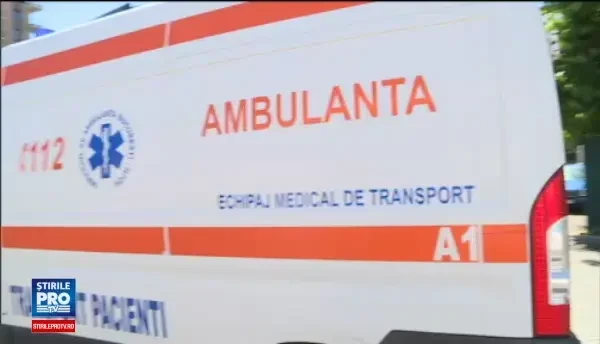 Achizitia de ambulante, blocata de conflictul dintre doua ministere. Cate masini sunt necesare
