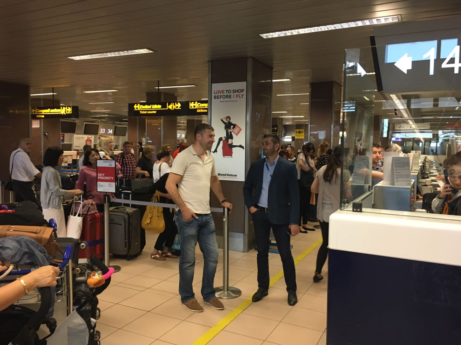 Lucian Bute, "victima" a grevei controlorilor de trafic aerian ROMATSA. Pugilistul a pierdut conexiunea spre Montreal