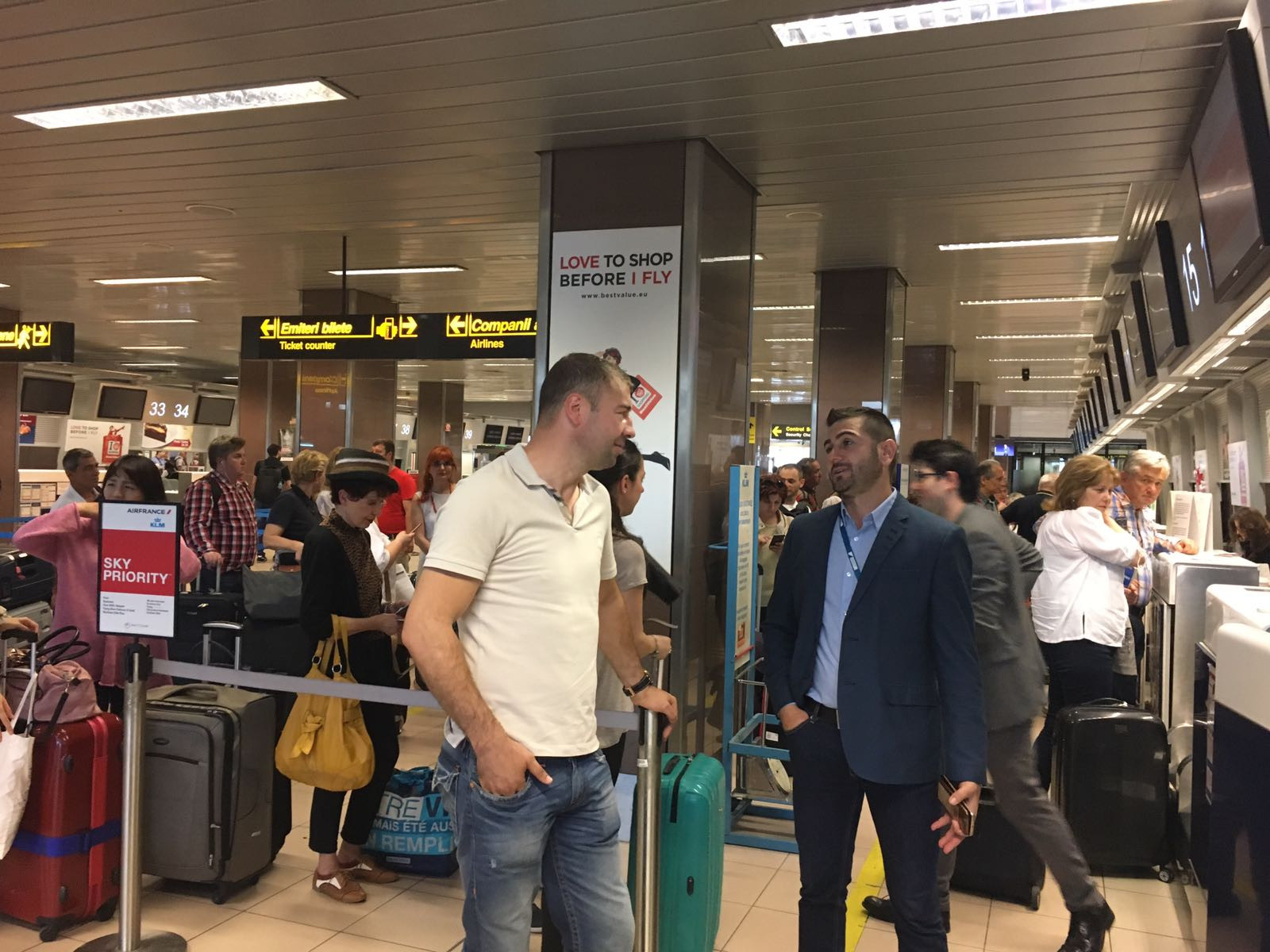 Lucian Bute, implicat intr-un episod neplacut azi. Era impreuna cu fetita lui