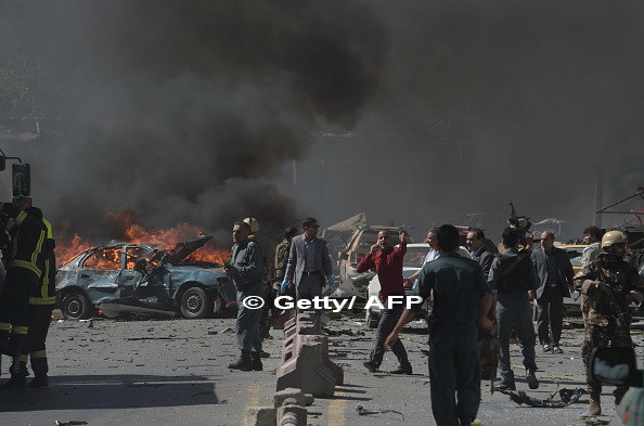 Bilantul atentatului sinucigas de la Kabul a crescut la cel putin 35 de morti