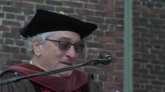Robert De Niro, discurs tragi-comic la o ceremonie de absolvire. "Tara asta a luat-o razna!"