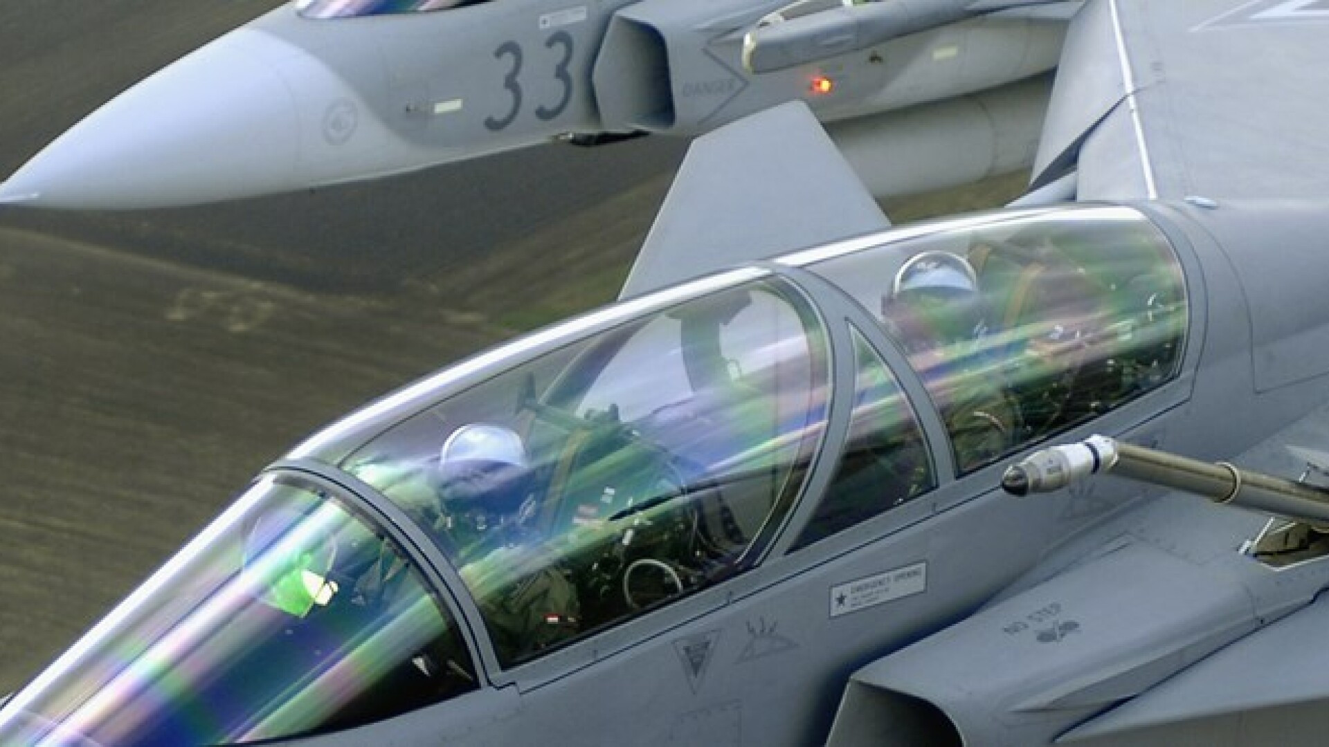 Un avion Boeing 737 al companiei Blue Air, interceptat de avioane de lupta deasupra Ungariei. Ce a declansat alerta