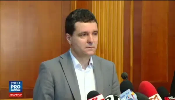 Liderii USR din toata tara, convocati intr-o sedinta extraordinara dupa demisia lui Nicusor Dan