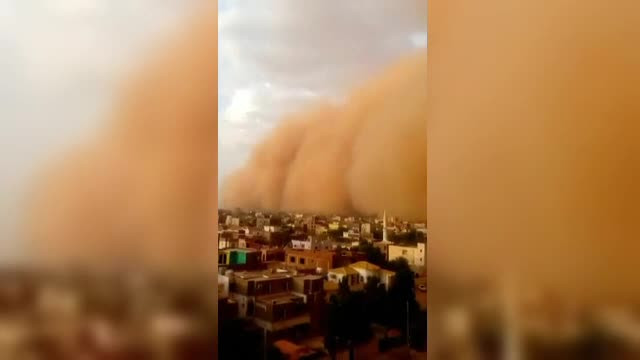 Capitala Sudanului a fost inghitata de o furtuna de nisip. Ce risca cei care se aventureaza pe strazi