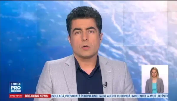 Fenomenele extreme au creat panica intr-o provincie canadiana. Mai multe cladiri au ramas fara acoperis