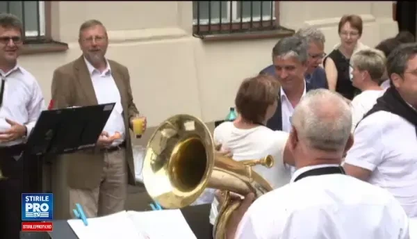 Sibiul, inmiresmat de aromele Festivalului de Mancare Stradala. Bucatarii au gatit mancaruri din diverse colturi ale lumii