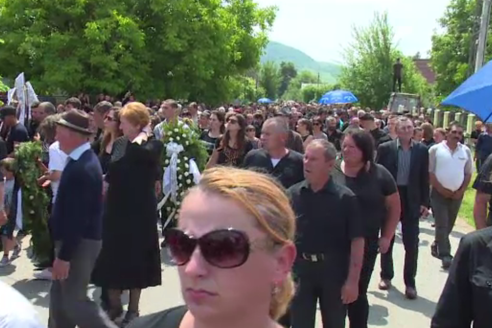 inmormantare frati