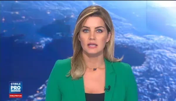 Alunecarea de teren din Alunu, Valcea, inainteaza in ciuda masurilor luate. Autoritatile cred ca vor fi noi evacuari