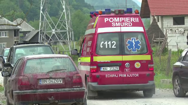 Un tanar din Bistrita-Nasaud a sfarsit electrocutat, dupa ce a incercat sa pescuiasca folosindu-se de firele de electricitate
