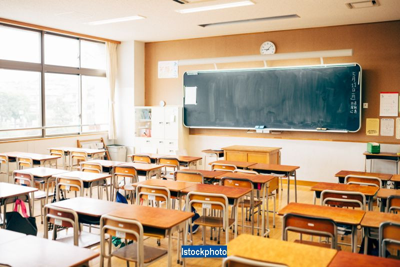 Un selfie i-a adus suspendarea unei profesoare din SUA. Fotografia care a starnit valuri de nemultumiri