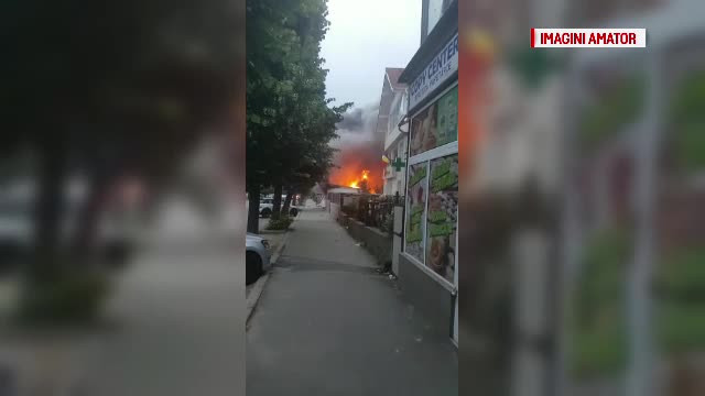 Explozie in centrul orasului Pitesti, 3 cladiri distruse. Ce au gasit pompierii in interiorul lor