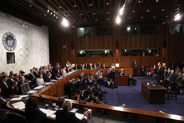 Avocatul lui Trump neaga ca presedintele i-a cerut lui Comey sa opreasca vreo ancheta. De ce il acuza pe fostul sef FBI