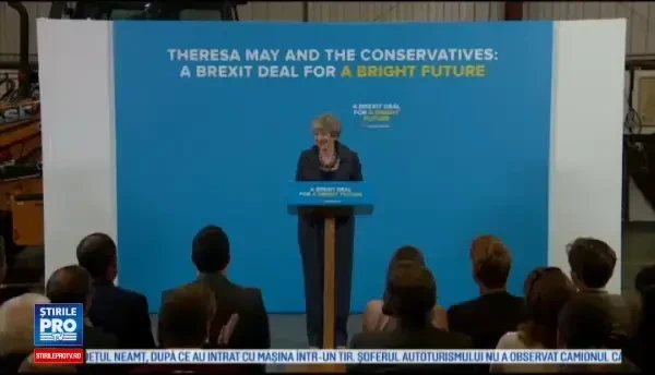 Alegeri parlamentare in Marea Britanie. Conservatorii condusi de Theresa May ar putea pierde din cauza taxei pe dementa