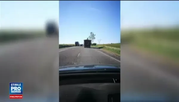 A semnalat la 112 doua transporturi suspecte de lemn, iar cand au venit politistii a avut o surpriza. Ce i s-a intamplat