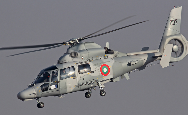 Elicopter al armatei bulgare, prabusit in Marea Neagra. O persoana a murit si alte doua au fost ranite