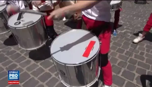 Festival de arta stradala, in acest weekend, la Brasov. Surprizele pregatite de organizatori pentru copii