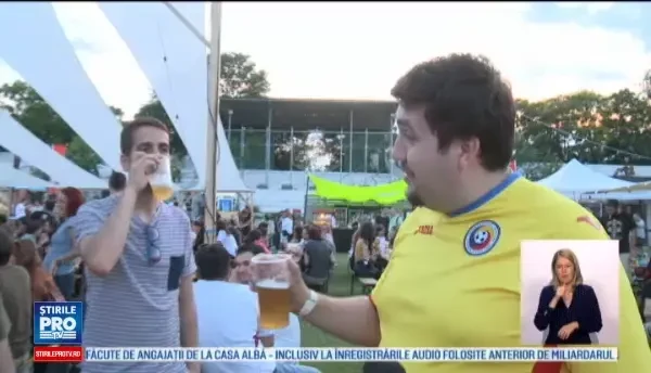 Sute de bucuresteni s-au distrat la un festival dedicat berilor de toate felurile: E amara la inceput si placuta mai tarziu